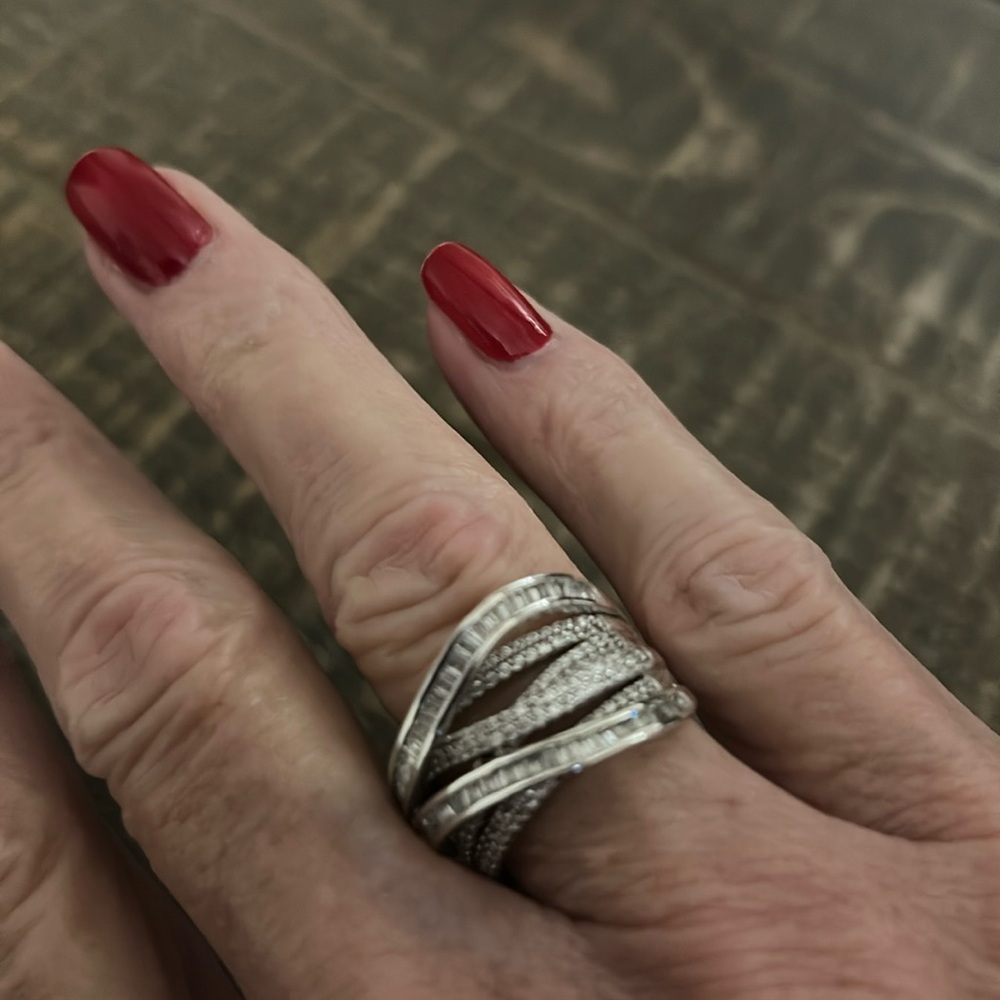 Fashion Ring - Picture 3 of 6